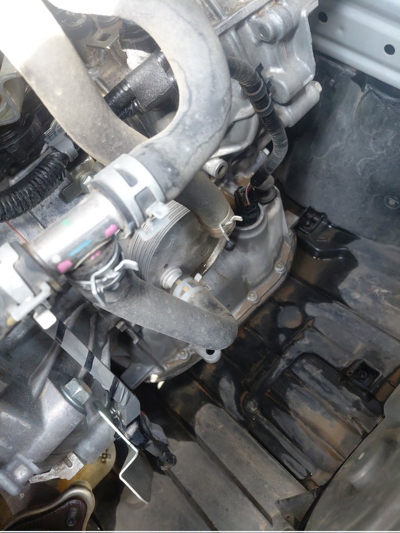 تويوتا يارس Y 2023 image