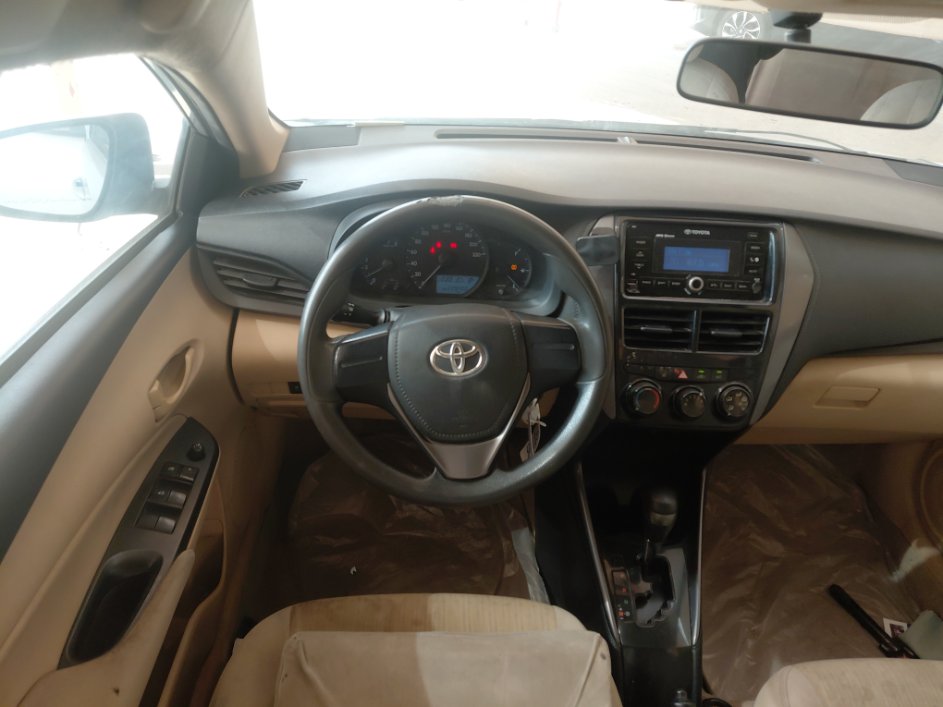 Toyota Yaris  Y FLT  2021 image
