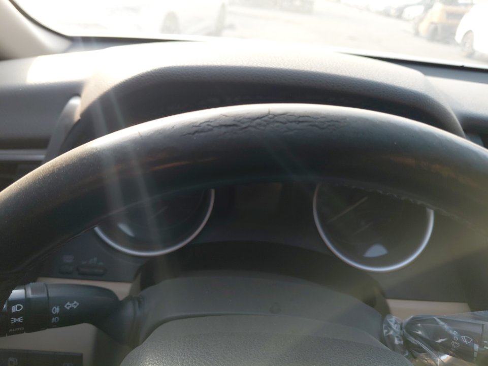 Toyota Camry GLE 2020 image