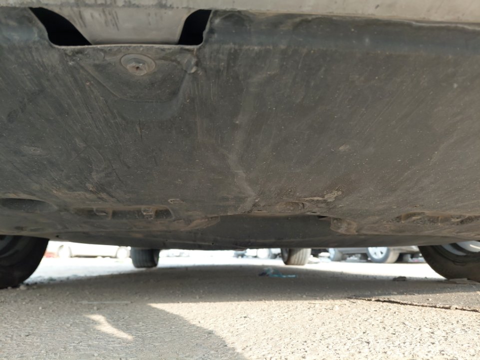 Toyota Camry GLE 2020 image