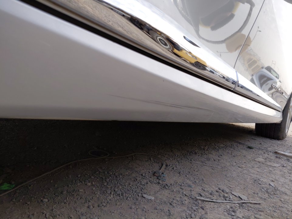 Toyota Camry GLE 2020 image