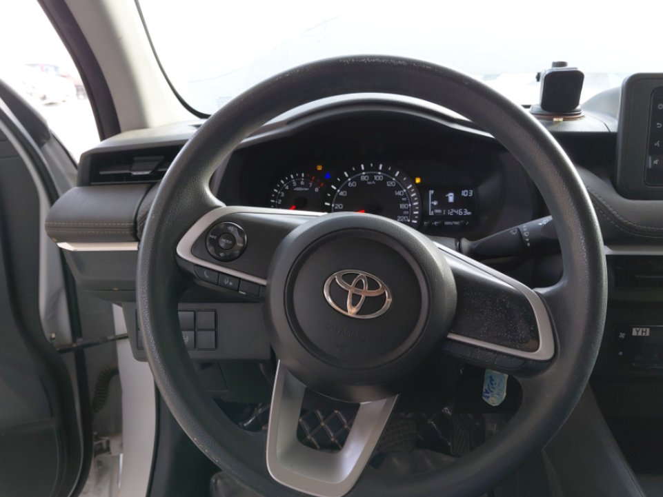 Toyota Yaris Y 2024 image