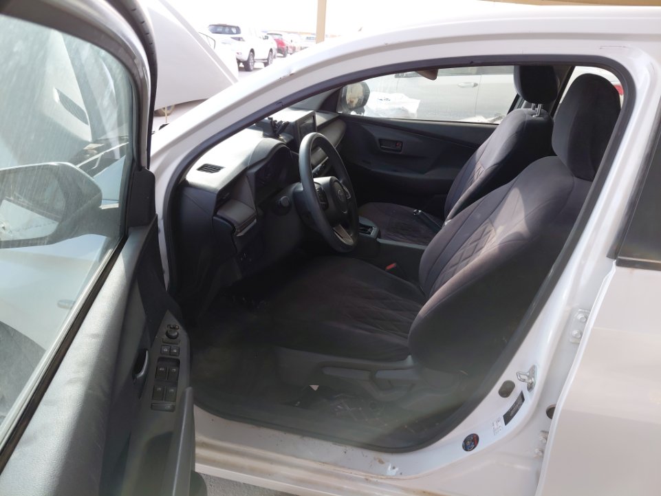 Toyota Yaris Y 2024 image