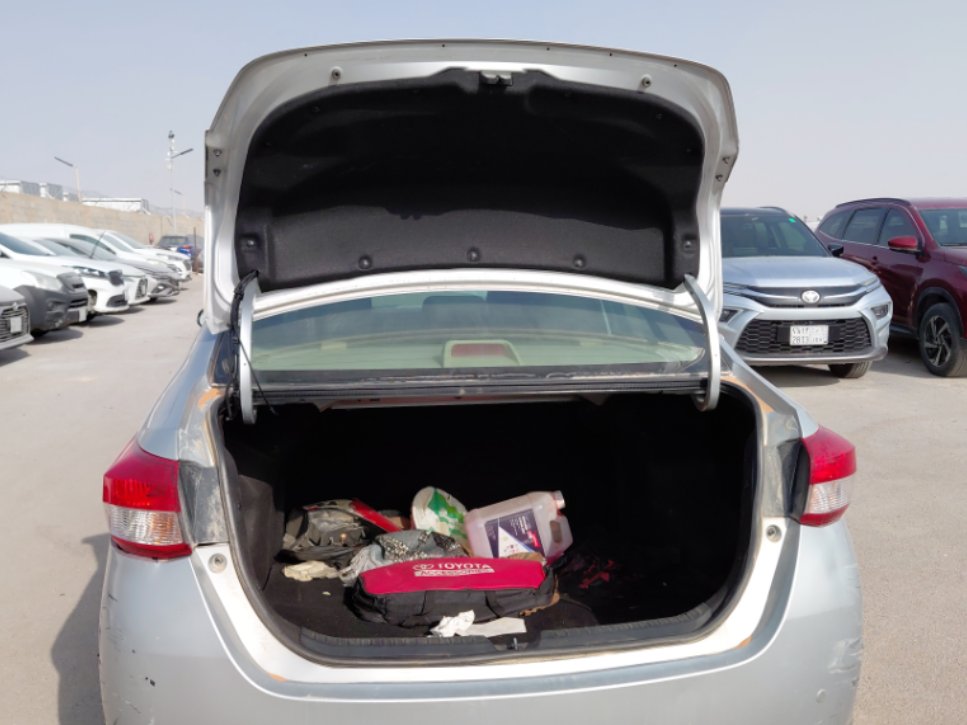 Toyota Yaris Y 2021 image