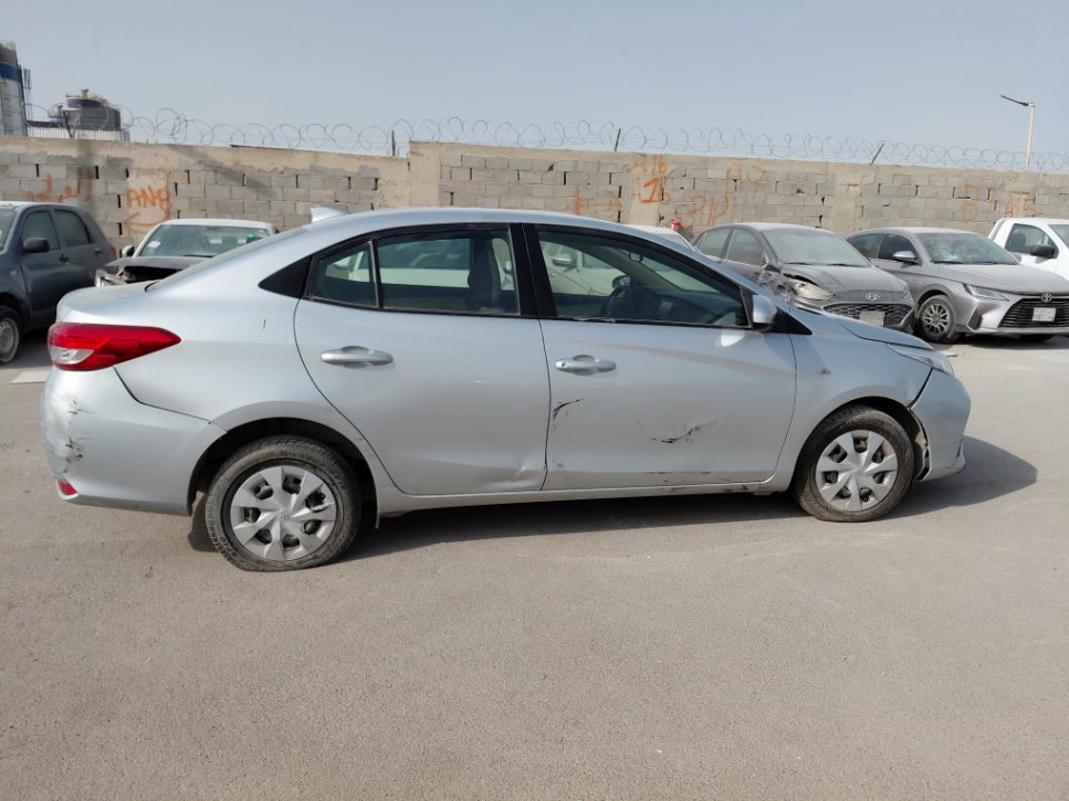 Toyota Yaris Y 2021 image