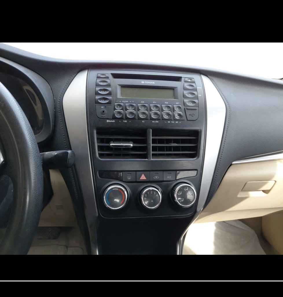 Toyota Yaris Y 2019 image