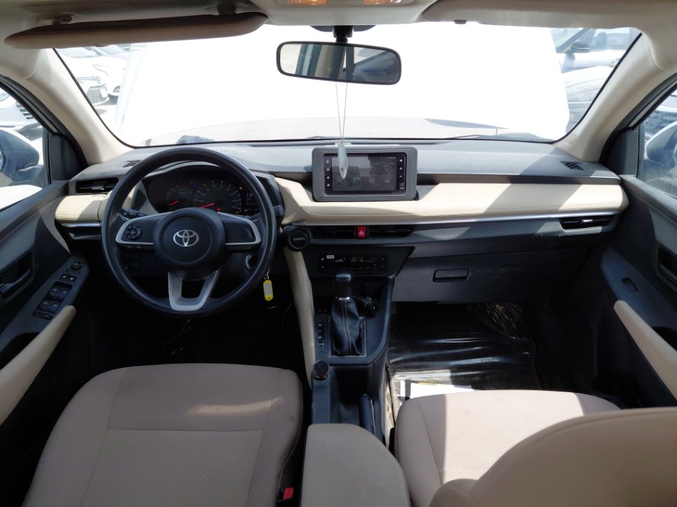 Toyota Yaris Y 2023 image