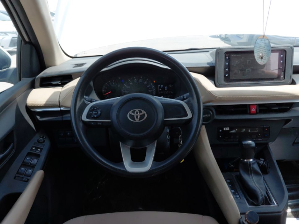 Toyota Yaris Y 2023 image