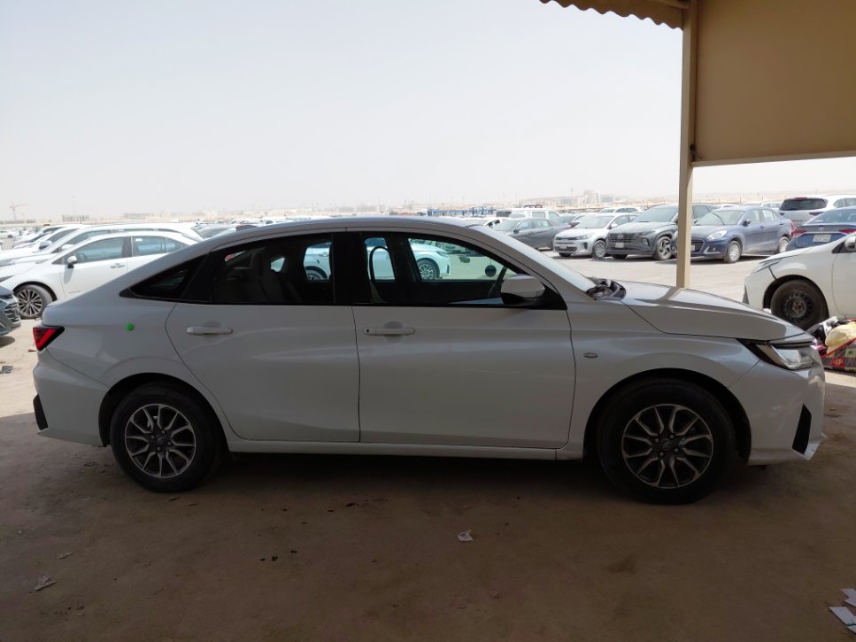 Toyota Yaris Y 2023 image