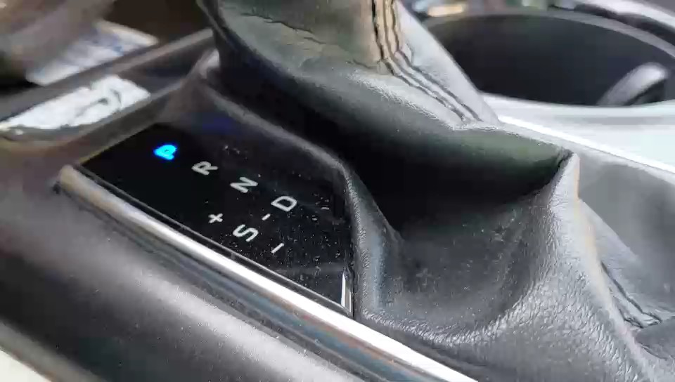 تويوتا كامري GLE HEV  2023 video