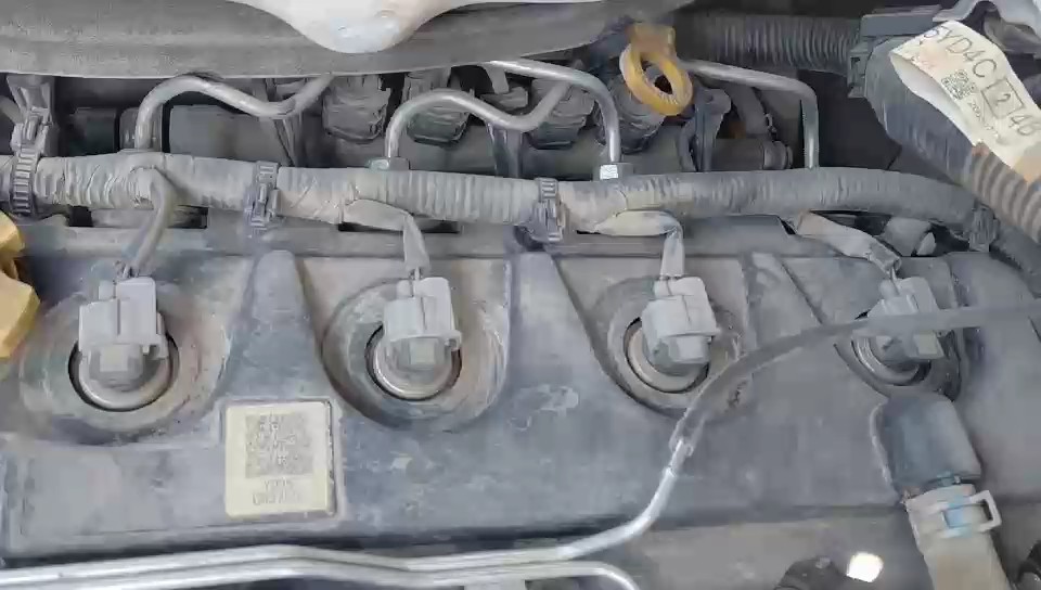 نيسان NV350 Urvan  2020 video