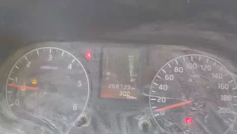 نيسان أورفان  2020 video