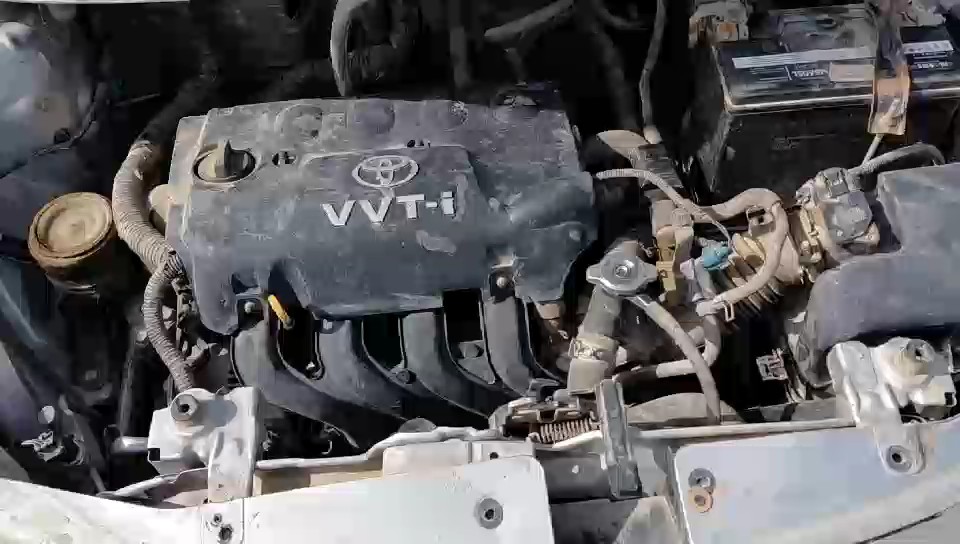 Toyota Yaris  2009 video