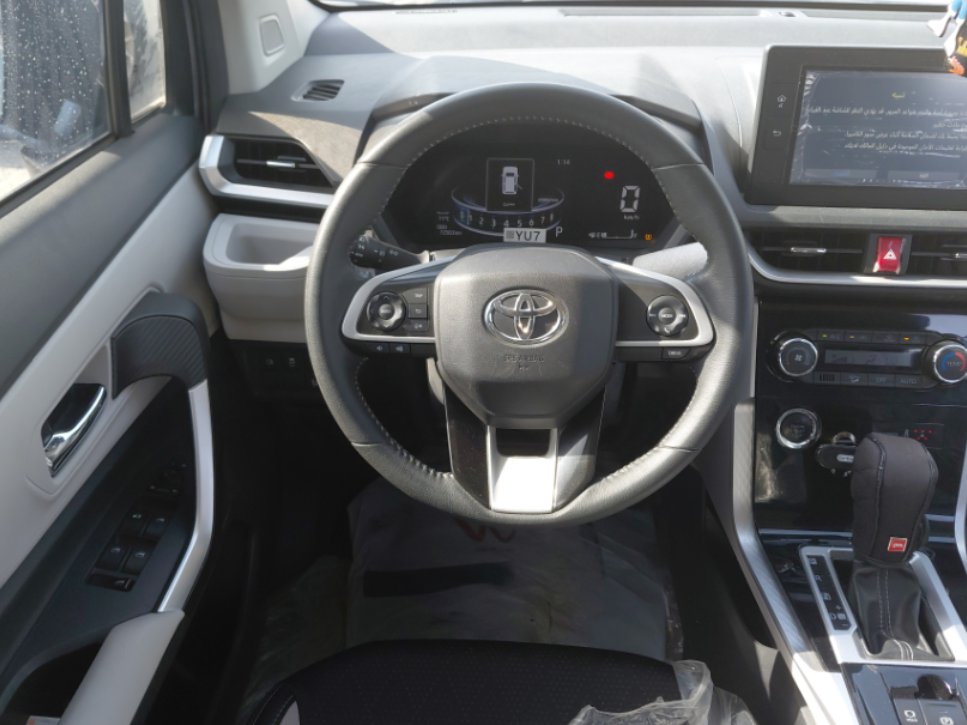 تويوتا فيلوز GLX 2024 image