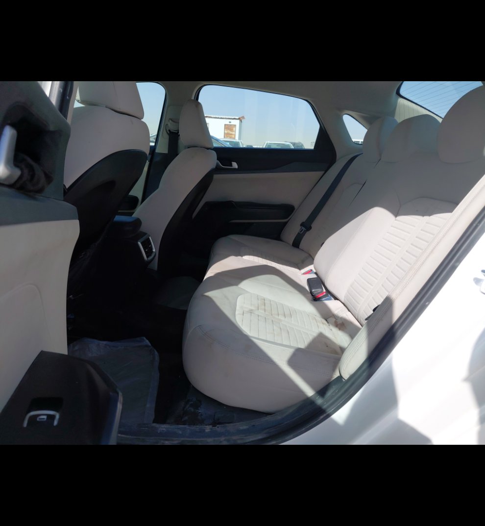 كيا K5 ال اكس 2021 image