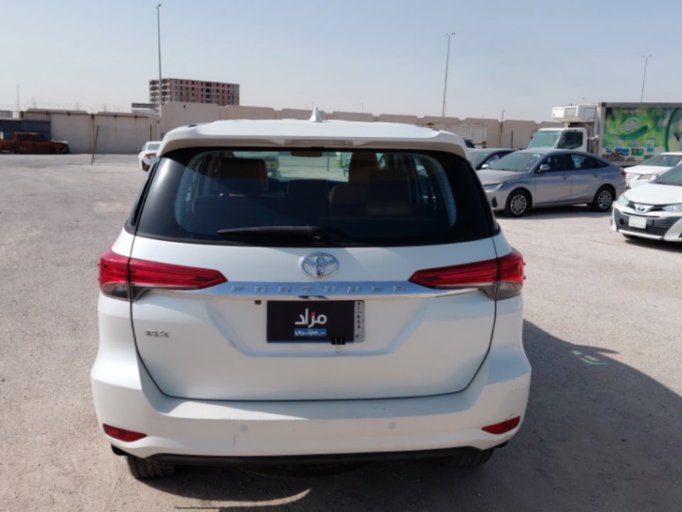 Toyota Fortuner  جي اكس 2 - رياضيه  2018 image