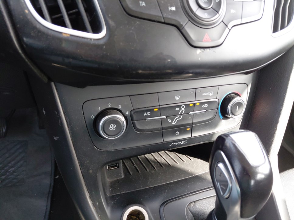 فورد فوكس امبينتي 2018 image