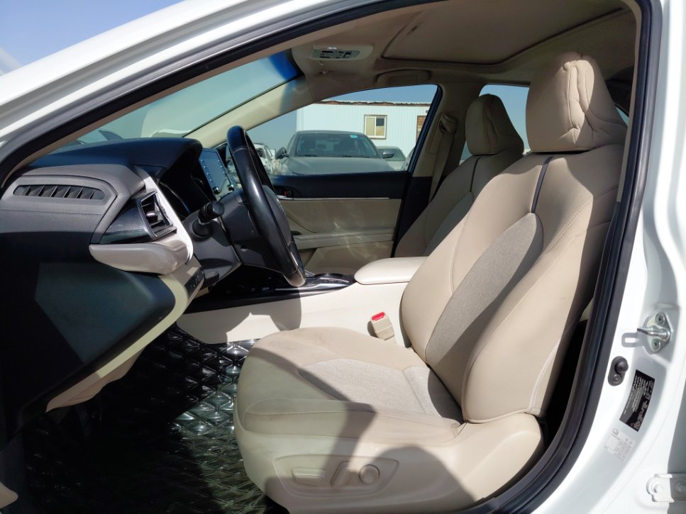 تويوتا كامري GLE HEV  2023 image