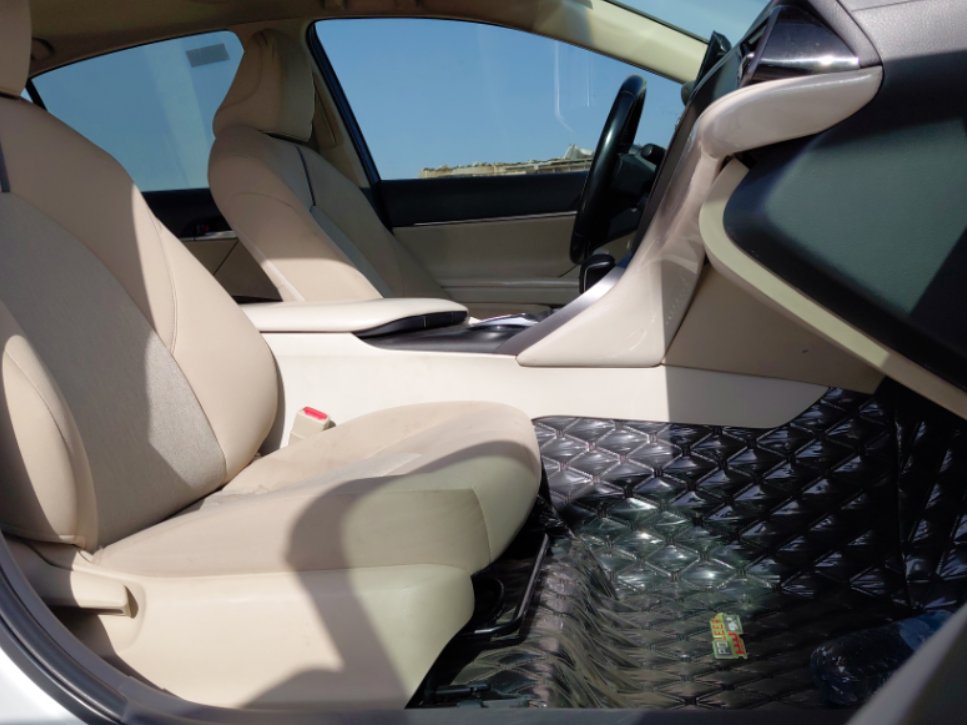 تويوتا كامري GLE HEV  2023 image