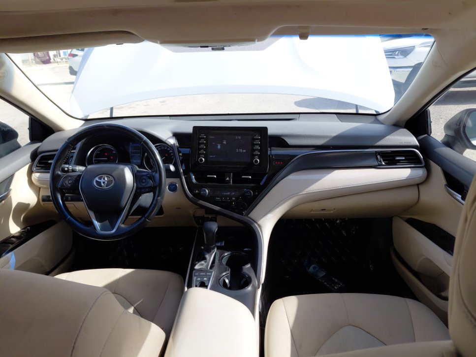 تويوتا كامري GLE HEV  2023 image