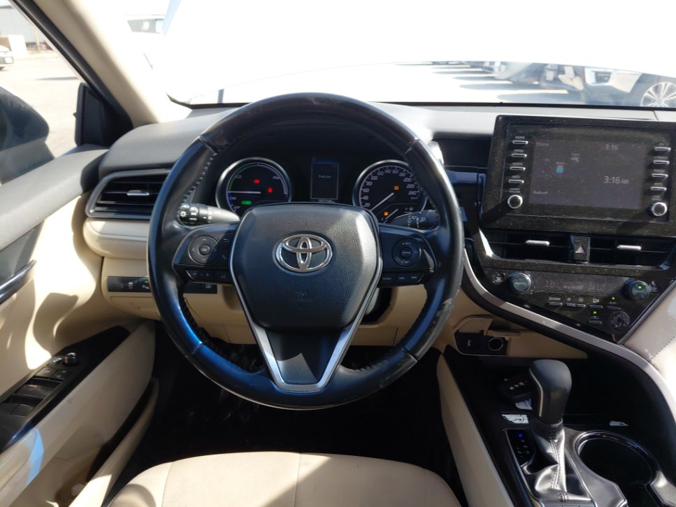 تويوتا كامري GLE HEV  2023 image