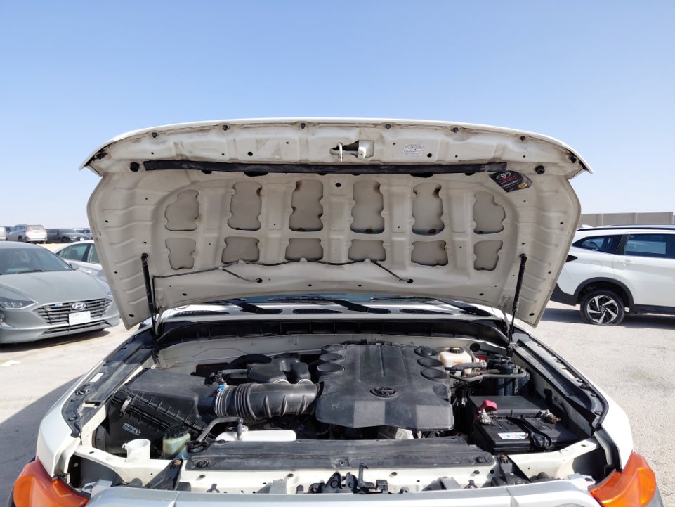 تويوتا إف جي كروزر 1 Sport  2023 image