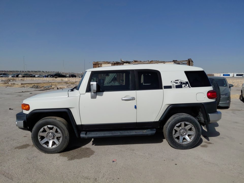 تويوتا إف جي كروزر 1 Sport  2023 image