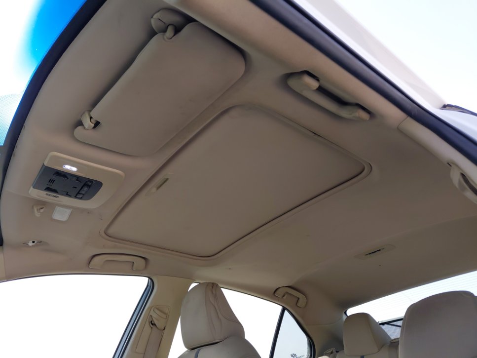 تويوتا كامري GLE HEV  2023 image