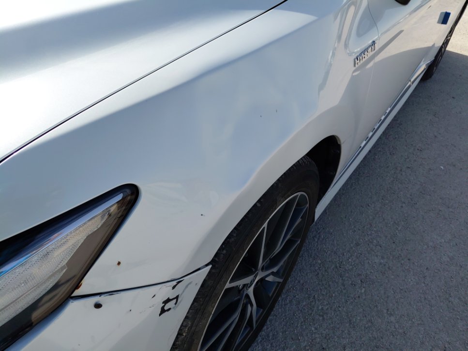 تويوتا كامري GLE HEV  2023 image