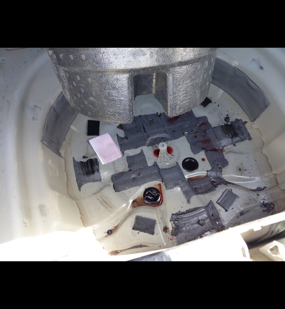 تويوتا كامري GLE HEV  2023 image