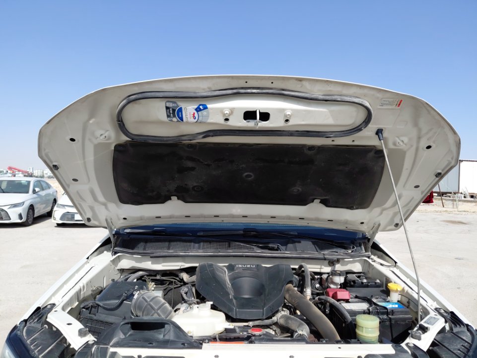 ايسوزو MUX  2023 image