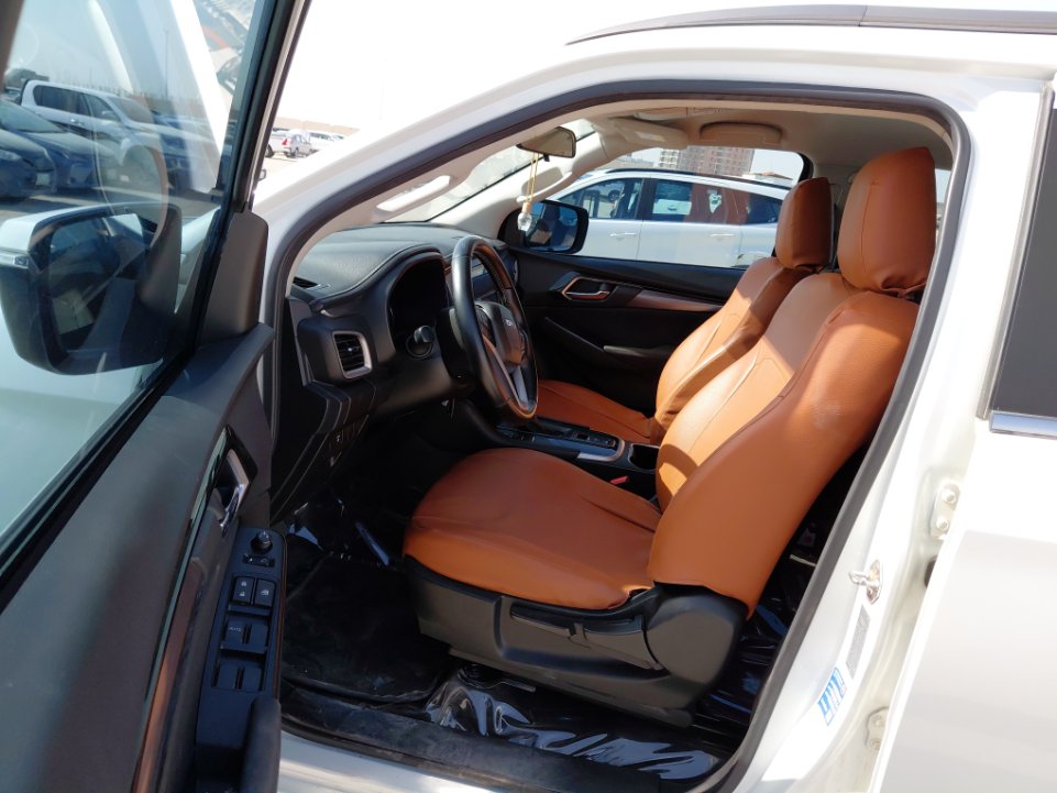 ايسوزو MUX  2023 image