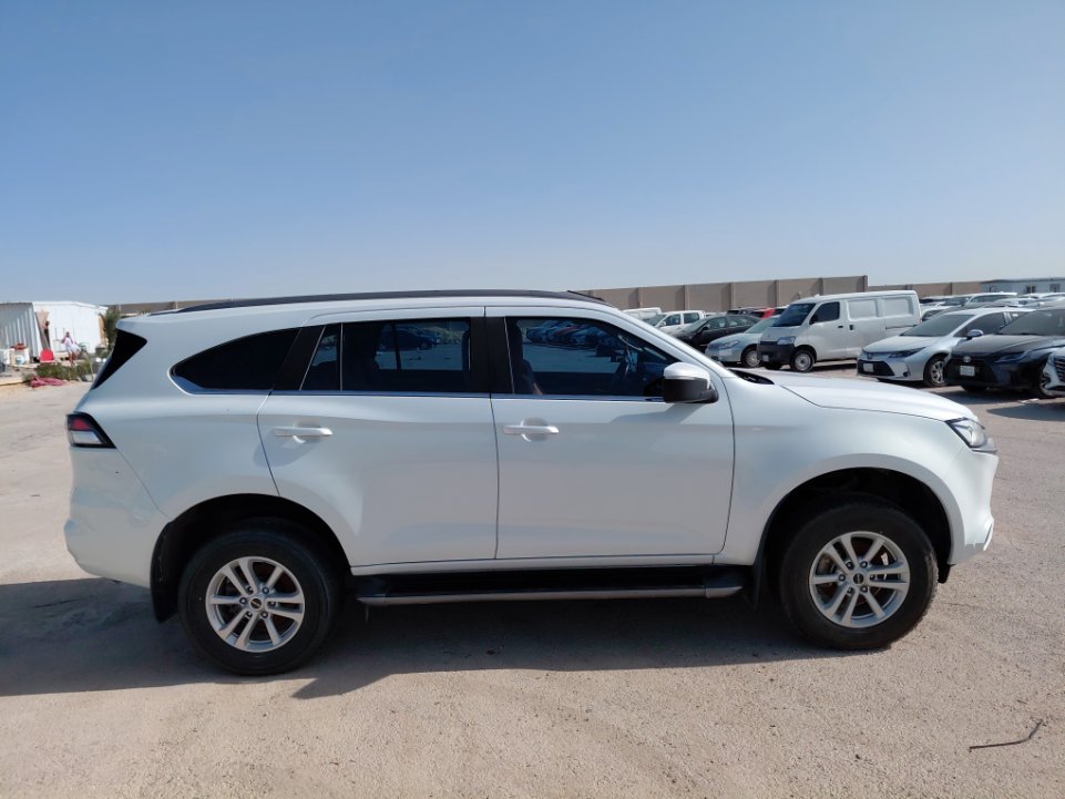 ايسوزو MUX  2023 image