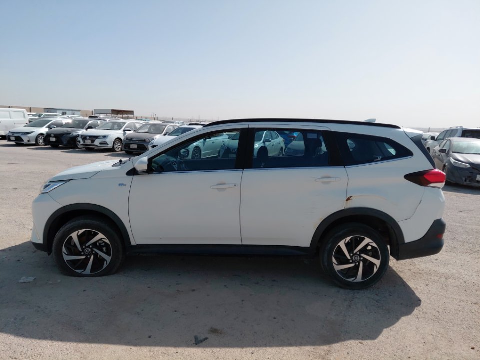 تويوتا راش STD -  رياضية 2023 image