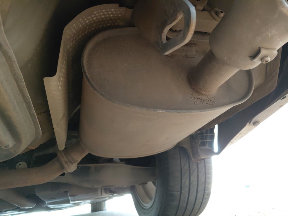 Toyota Camry GLE 2024 image