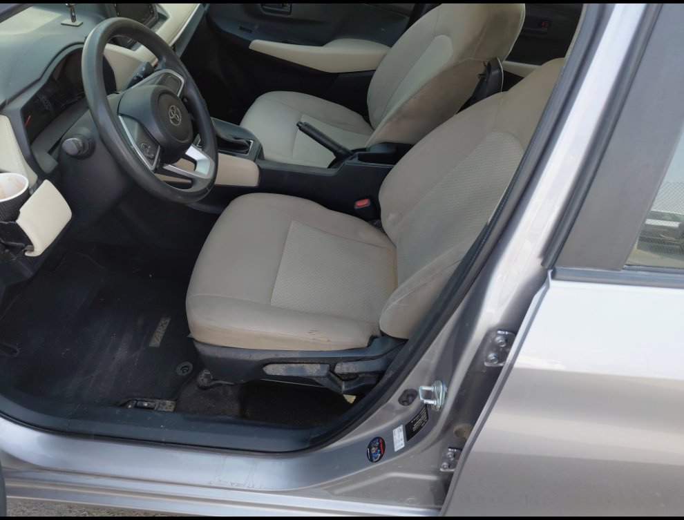 Toyota Yaris Y 2024 image