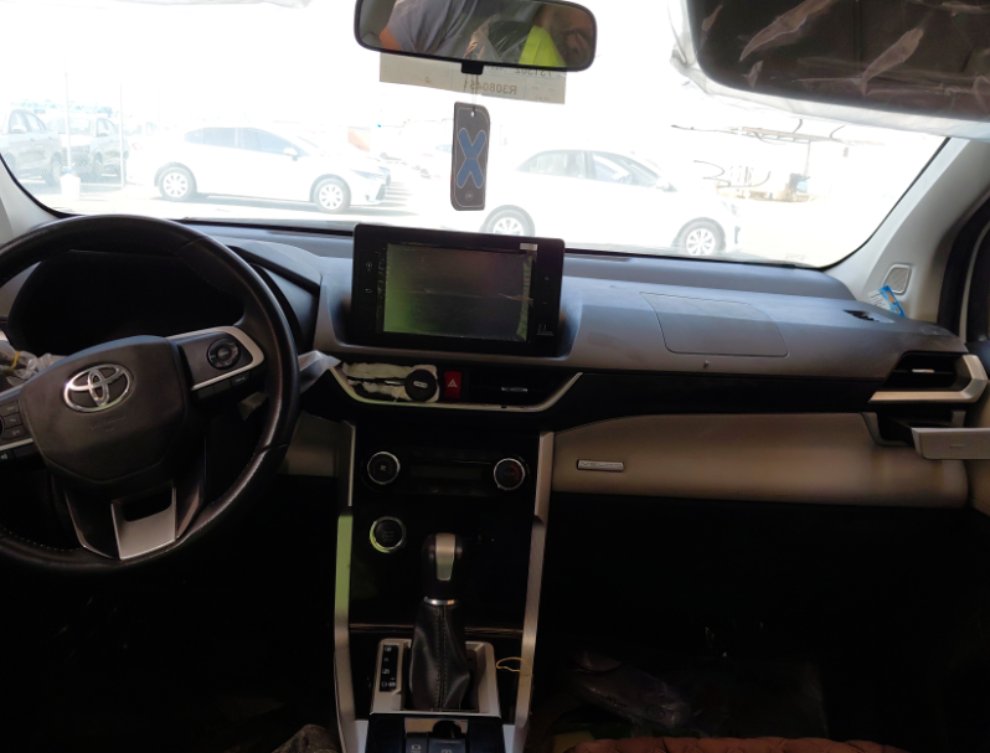 Toyota VELOZ GLX 2024 image