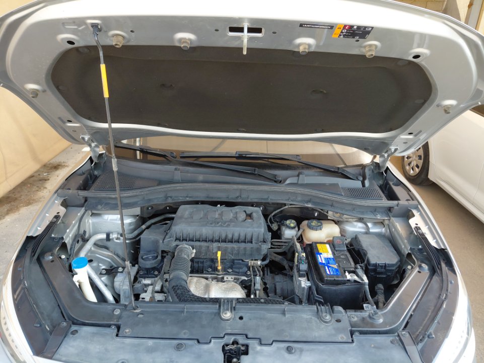 MG ZS عادي رياضية 2023 image