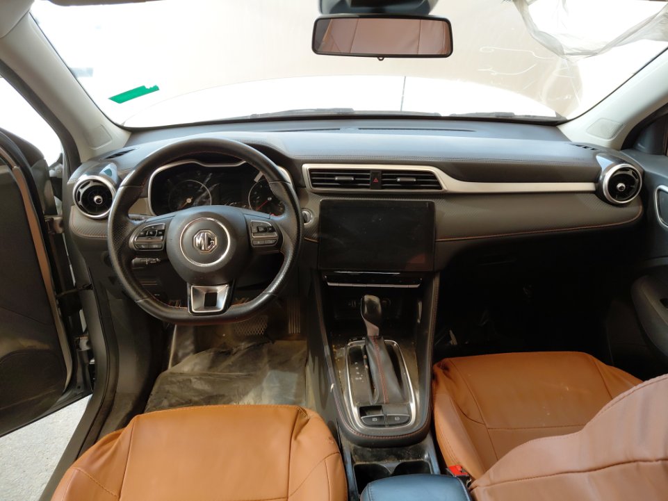 MG ZS عادي رياضية 2023 image