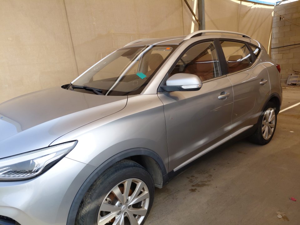 MG ZS عادي رياضية 2023 image