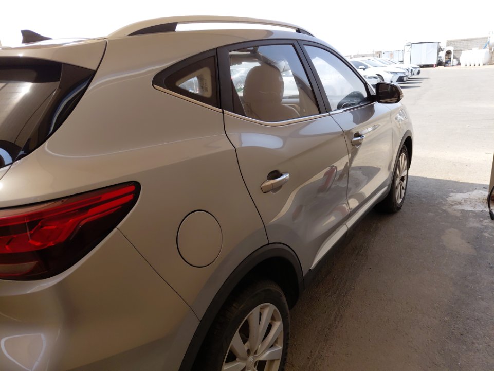 MG ZS عادي رياضية 2023 image