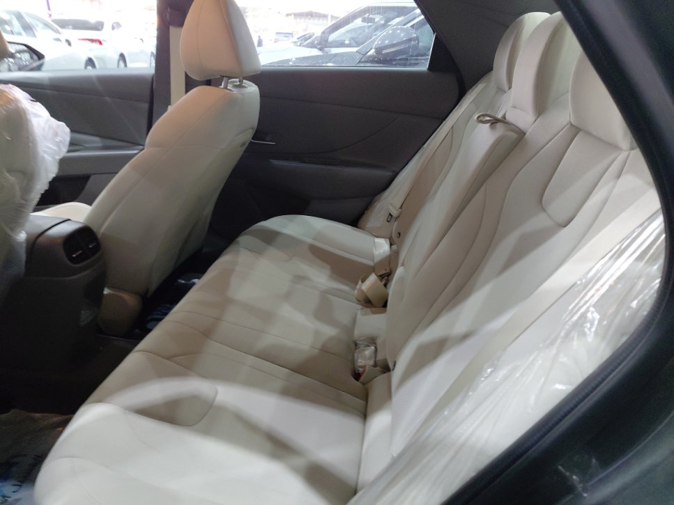 Hyundai Elantra SMART  2024 image