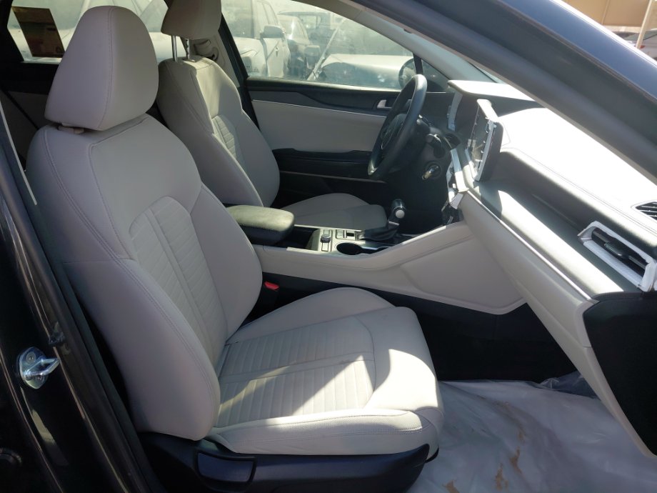 KIA K5 LX 2023 image