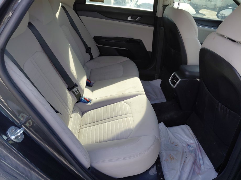 KIA K5 LX 2023 image