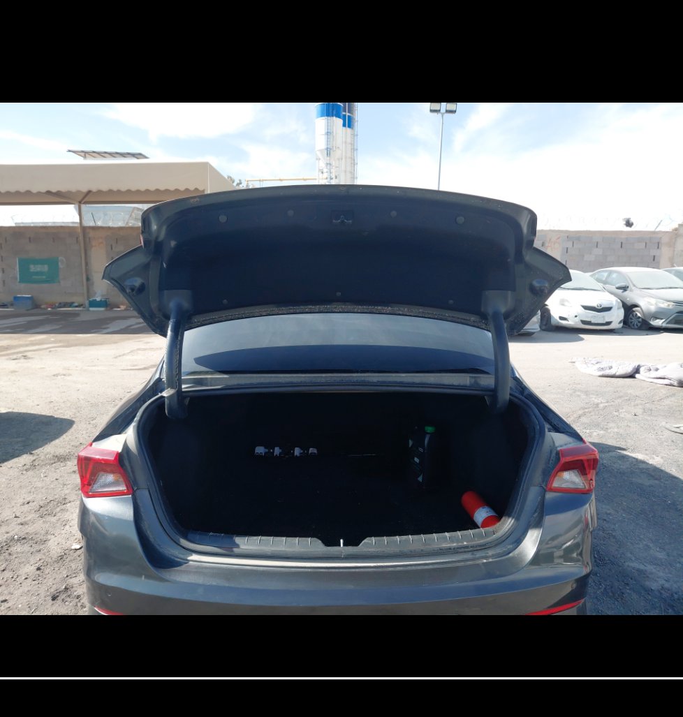 KIA K5 LX 2023 image