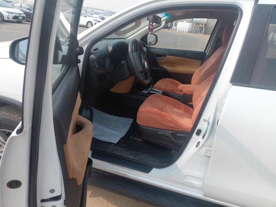 Toyota Fortuner GX2 4X2 2023 image