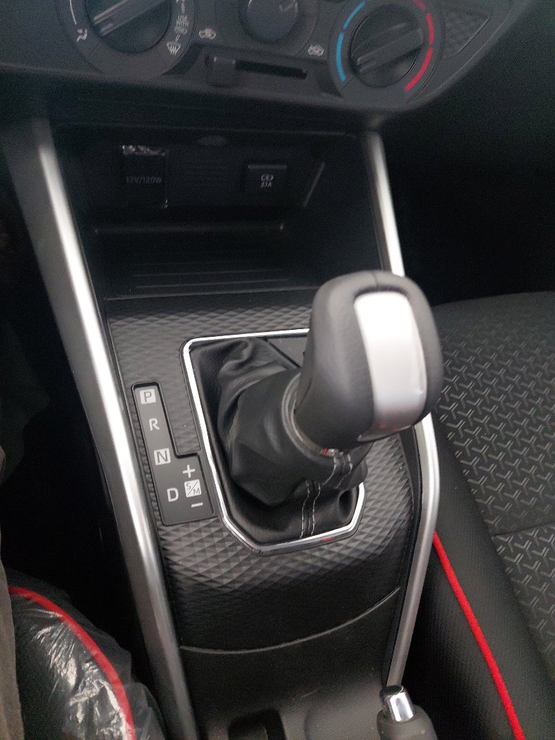 تويوتا رايز LIMITED - 4X2 2024 image