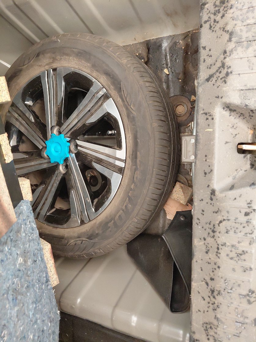 تويوتا يارس Y PLUS 2024 image