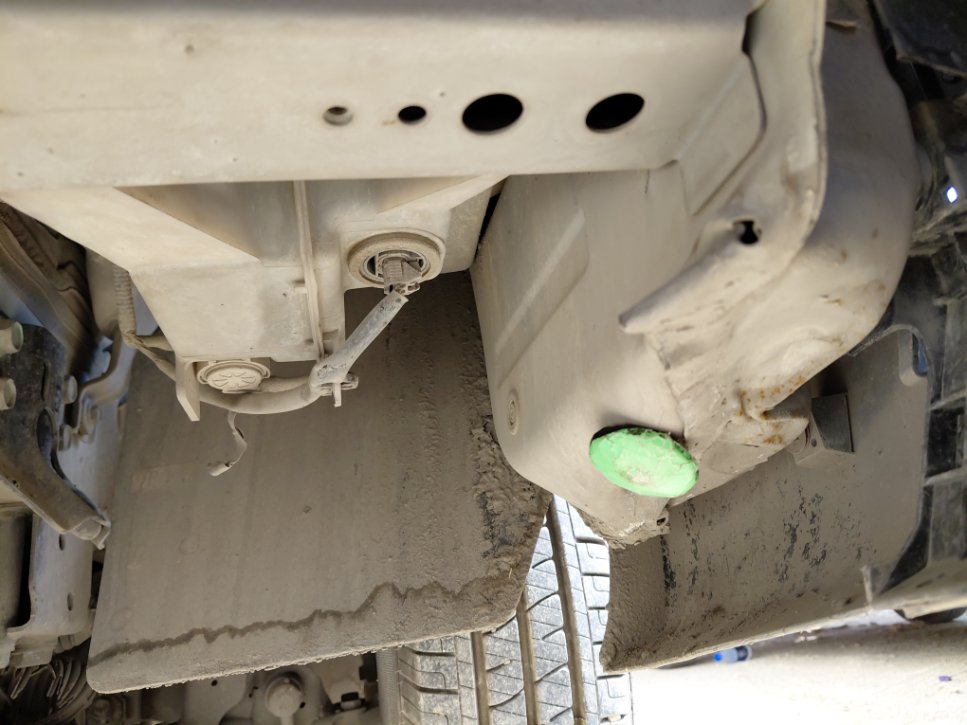 نيسان أورفان  2020 image