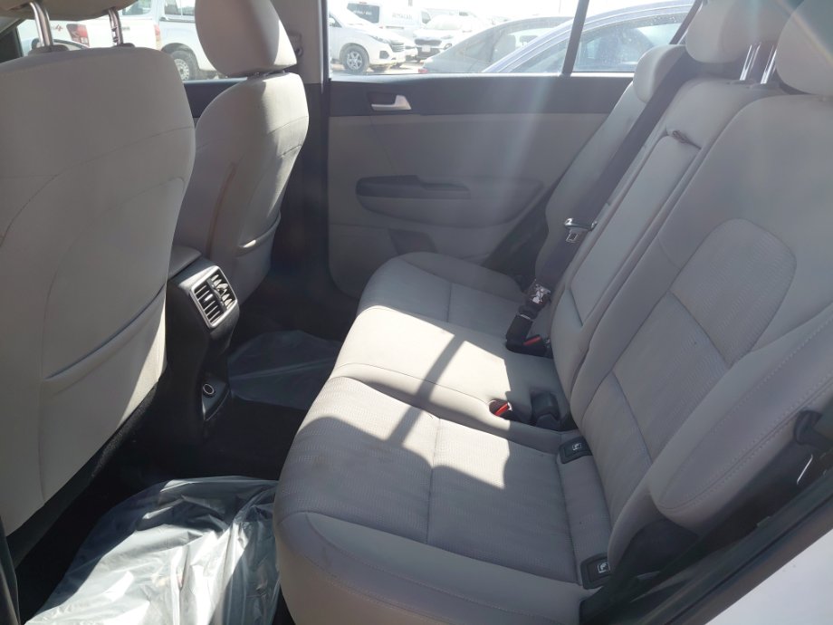 كيا سبورتاج QLE LX 4WD 2022 image